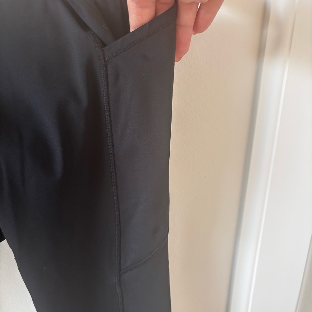 Lululemon Fast and Free Tight Leggings – Black, Size 4 - Picture 6 of 9